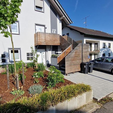 Appartment-Ferienwohnung Mit Kueche, Bad, Kostenlos Wlan, Modern Eingerichtet Roding Extérieur photo