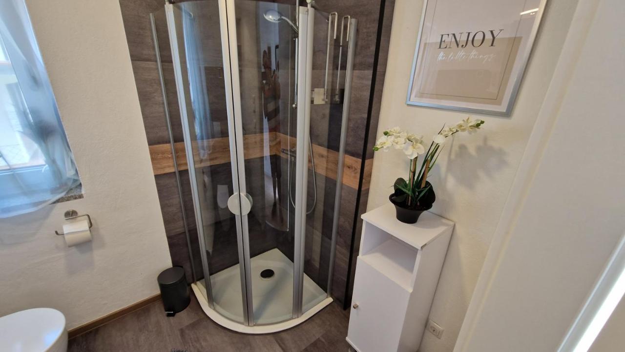 Appartment-Ferienwohnung Mit Kueche, Bad, Kostenlos Wlan, Modern Eingerichtet Roding Extérieur photo