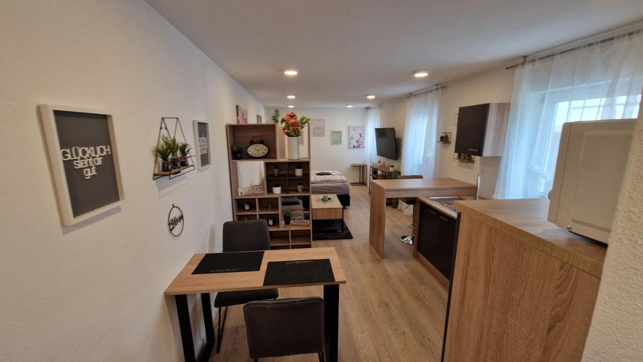 Appartment-Ferienwohnung Mit Kueche, Bad, Kostenlos Wlan, Modern Eingerichtet Roding Chambre photo