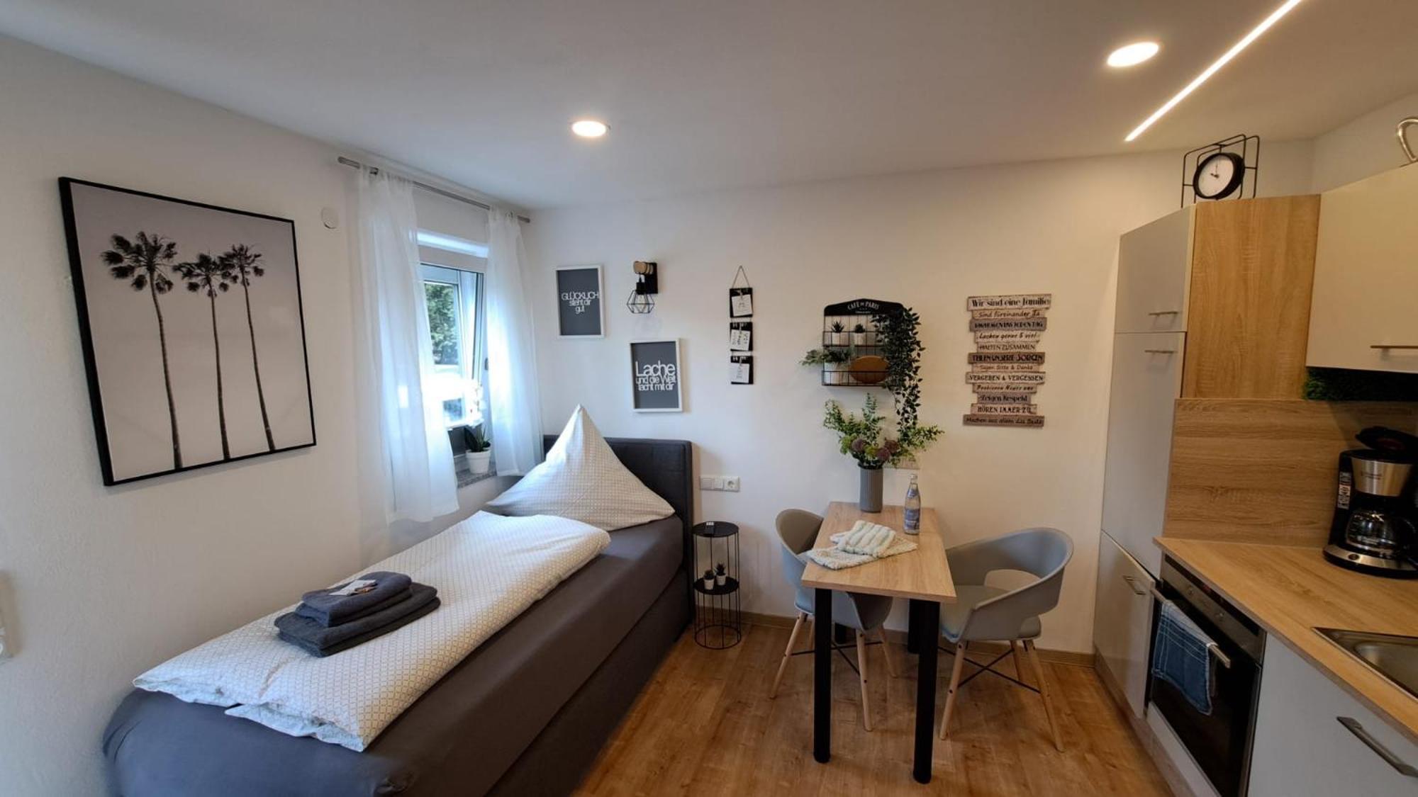 Appartment-Ferienwohnung Mit Kueche, Bad, Kostenlos Wlan, Modern Eingerichtet Roding Chambre photo